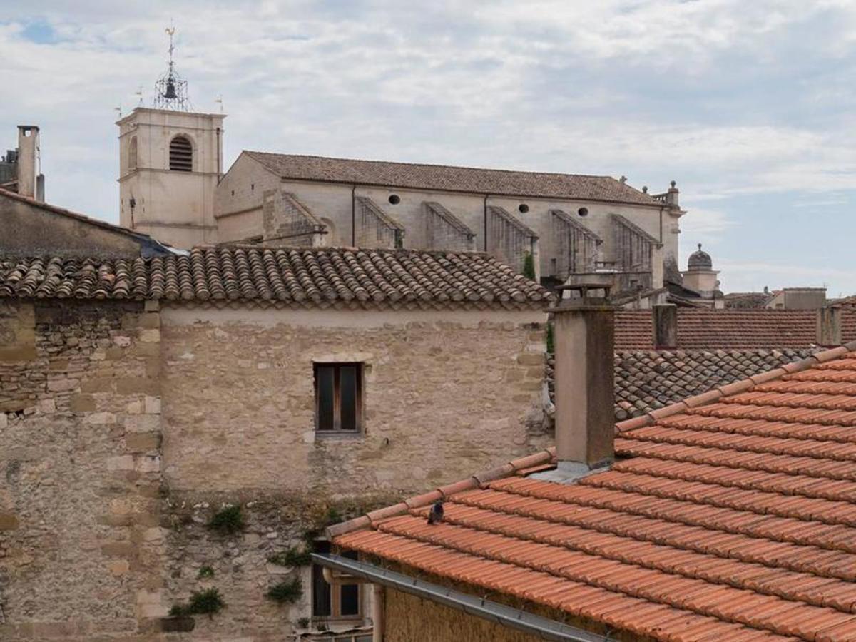 Cozy Nest In The Center Of Isle Sur La Sorgue For 4 People Lejlighed LʼIsle-sur-la-Sorgue Eksteriør billede